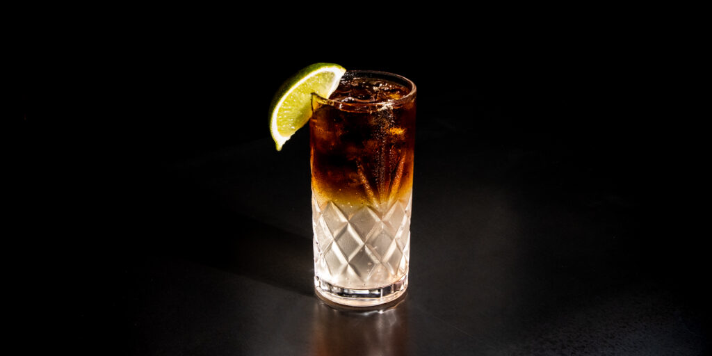 Dark 'n' Stormy: рецепт коктейлю